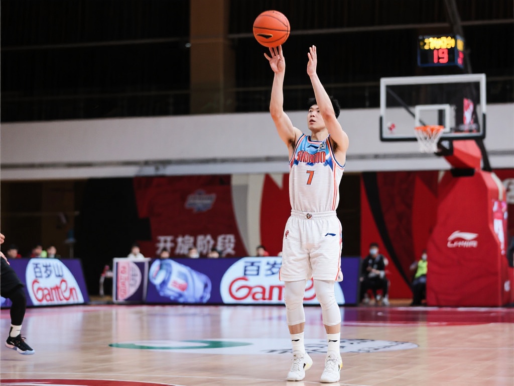 皇家社会贡 皇家社会贡